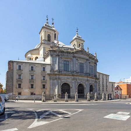 Limehome Madrid Calle De La Paloma מראה חיצוני תמונה