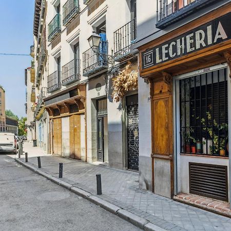 Limehome Madrid Calle De La Paloma מראה חיצוני תמונה