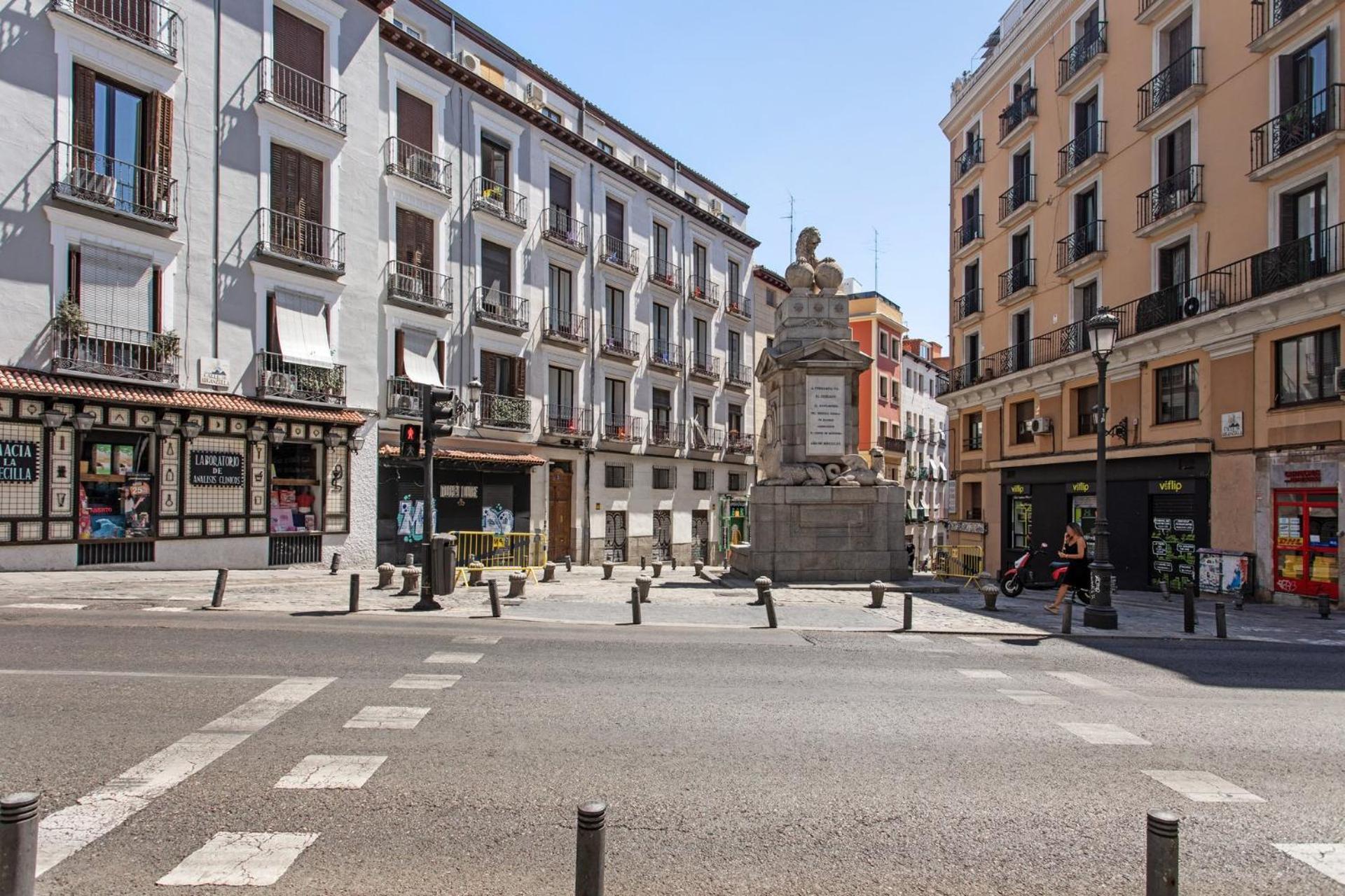 Limehome Madrid Calle De La Paloma מראה חיצוני תמונה