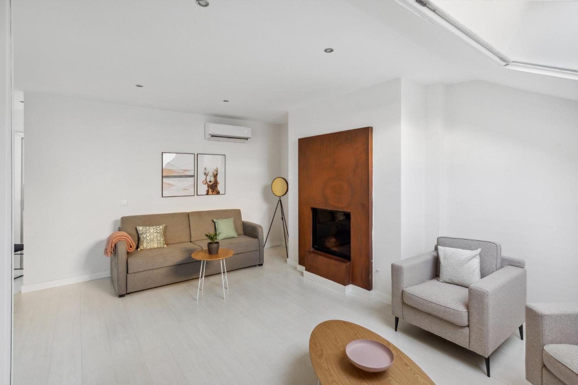 Limehome Madrid Calle De La Paloma מראה חיצוני תמונה