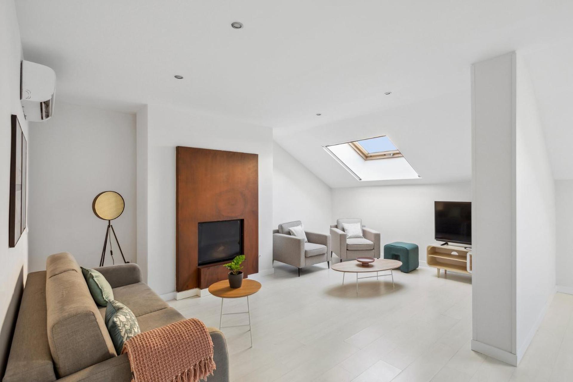 Limehome Madrid Calle De La Paloma מראה חיצוני תמונה