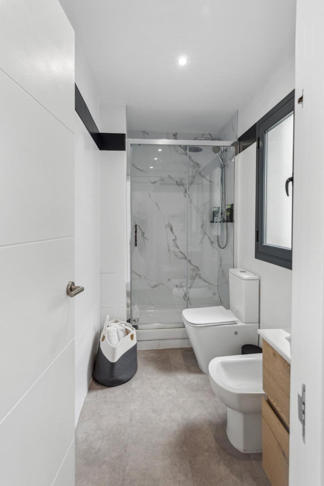 Limehome Madrid Calle De La Paloma חדר תמונה